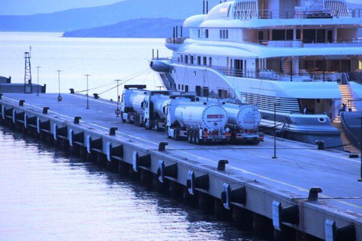 Dubai şeyhinin yatına 2 milyon 200 bin liralık yakıt ikmali G2