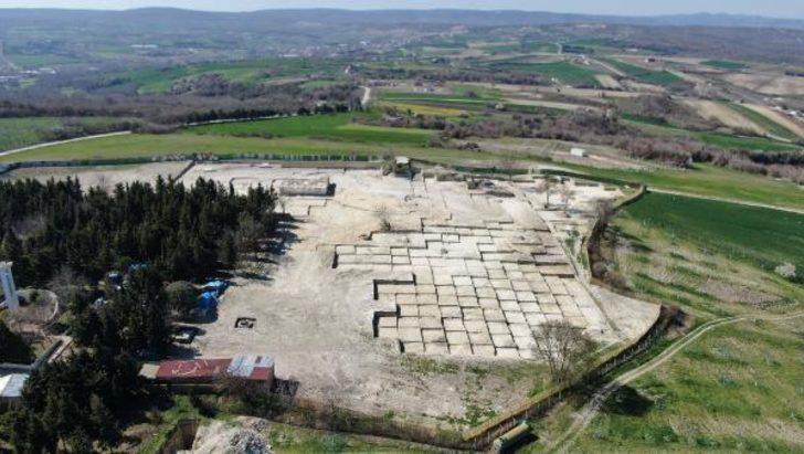 İSTANBUL ARKEOLOJİ MÜZELER MÜDÜRÜ: İLK DEFA ŞEHİTLİKTE KAZI YAPTIK