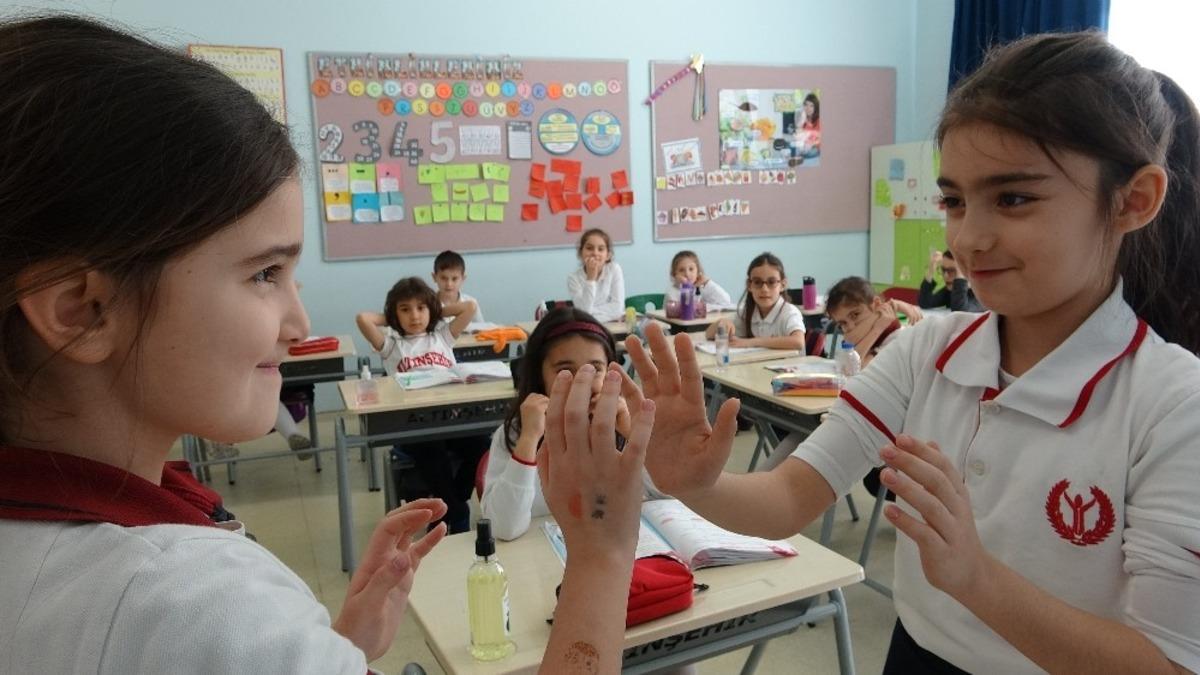 Dokunmadan oyun oynamayı &ouml;ğrendiler