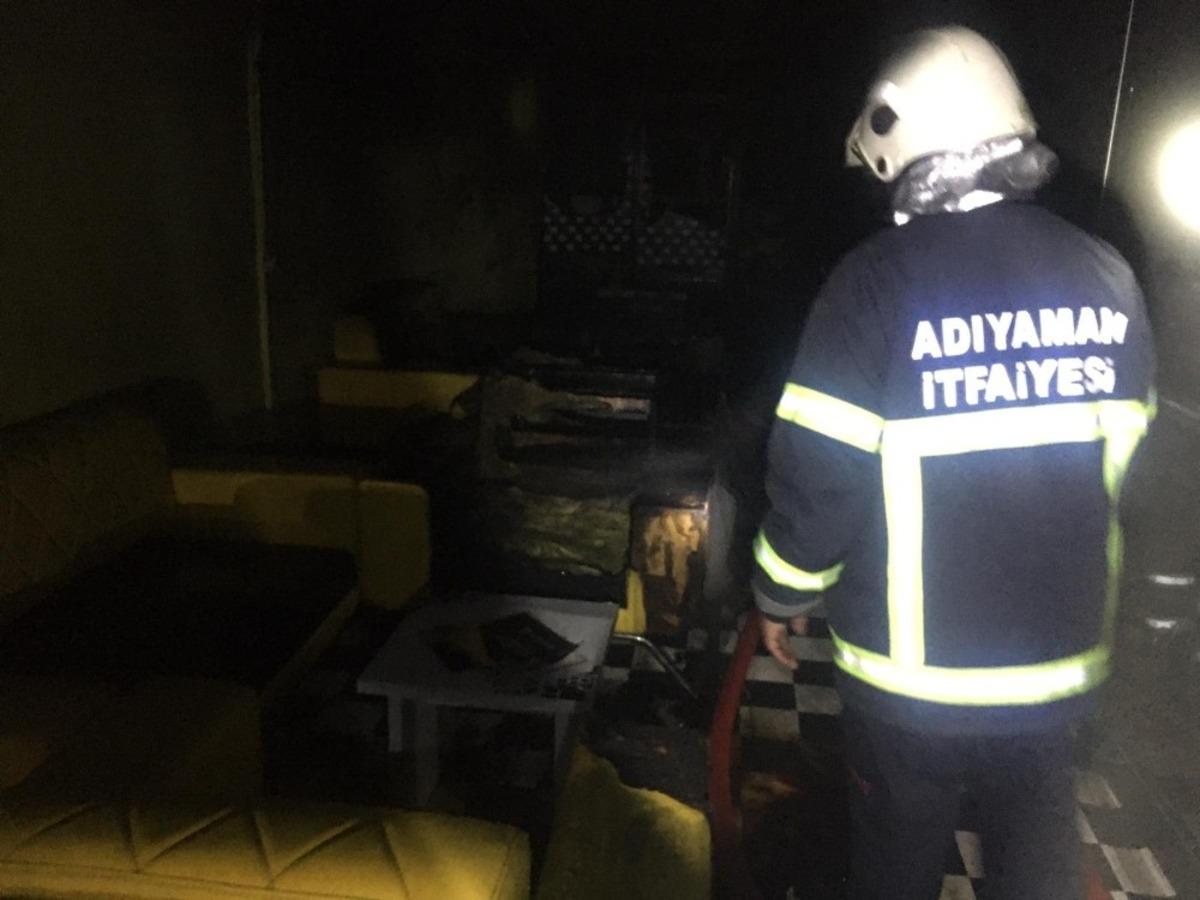 İş yerinde korkutan yangın