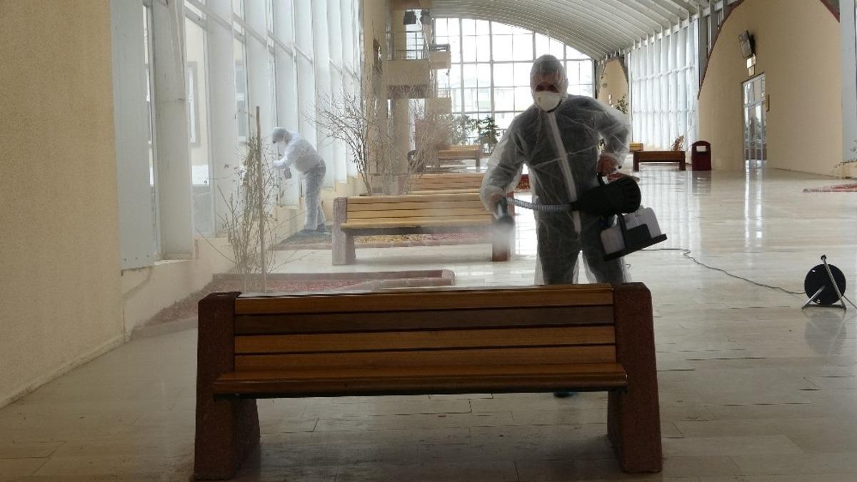 MŞ&Uuml;&rsquo;de korona vir&uuml;se karşı dezenfekte &ccedil;alışması