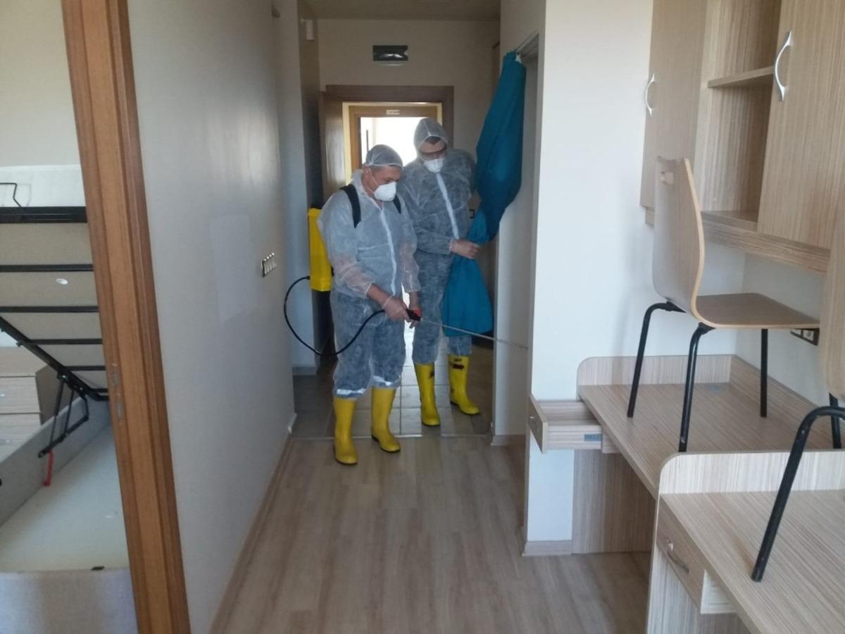 Uşak&rsquo;taki KYK yurtları korona vir&uuml;se karşı dezenfekte edildi