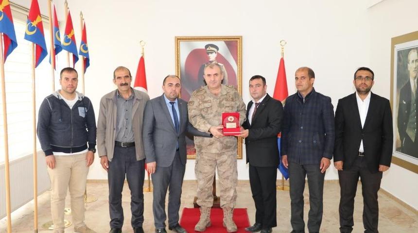 BAŞGAD&rsquo;dan Albay &Ccedil;akmak&rsquo;a plaket