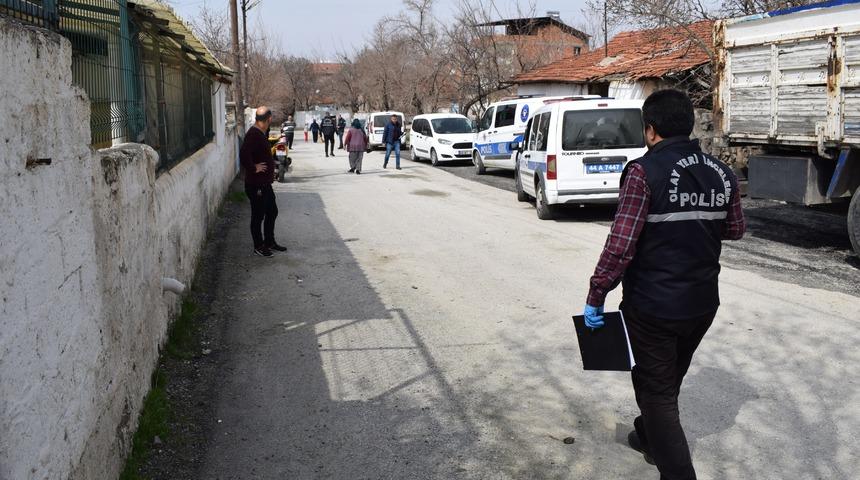 Malatya'da silahlı-sopalı kavga! Yaralılar var