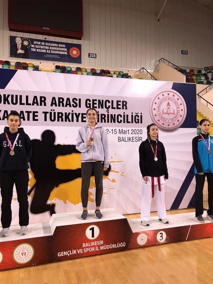 Tatamide Büyükşehir farkı G4