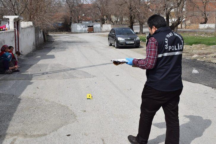 Komşuların kavgasında silahlar konuştu: 5 yaralı G1