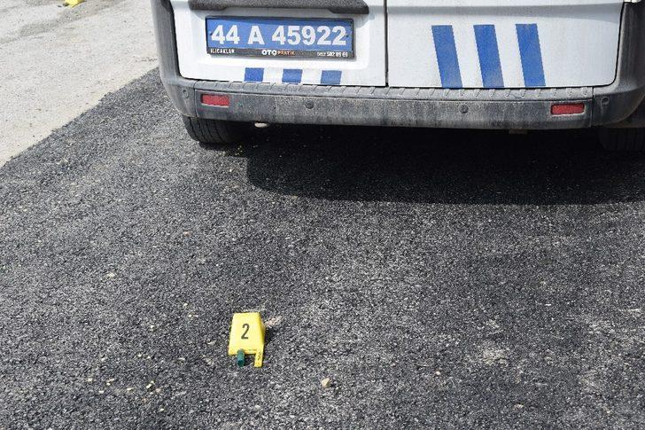 Komşuların kavgasında silahlar konuştu: 5 yaralı G2