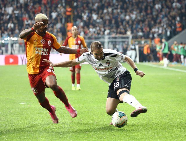 Galatasaray SK on X: İlk yarı sonucu: Galatasaray 2-1 Beşiktaş #GSvBJK   / X