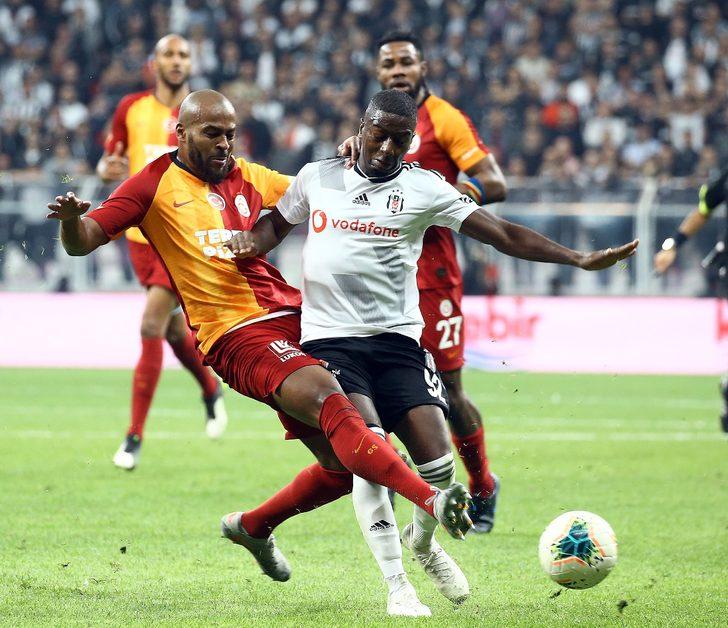 Galatasaray SK on X: İlk yarı sonucu: Galatasaray 2-1 Beşiktaş #GSvBJK   / X