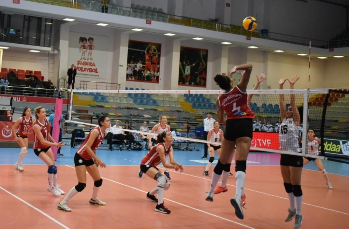 Nil&uuml;fer&rsquo;in sultanları Beşiktaş&rsquo;ı 3-0 yendi