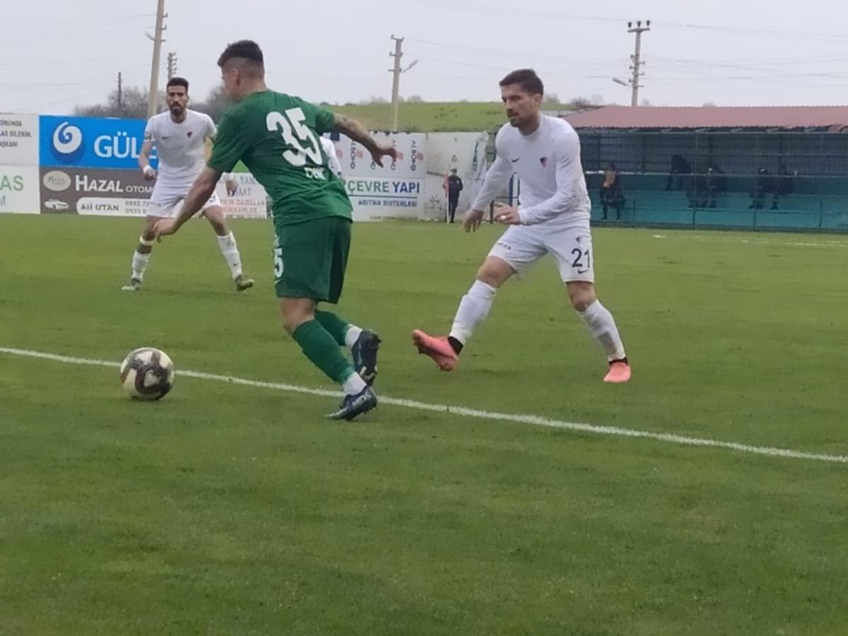 Serik Belediyespor kendi evinde gols&uuml;z berabere kaldı