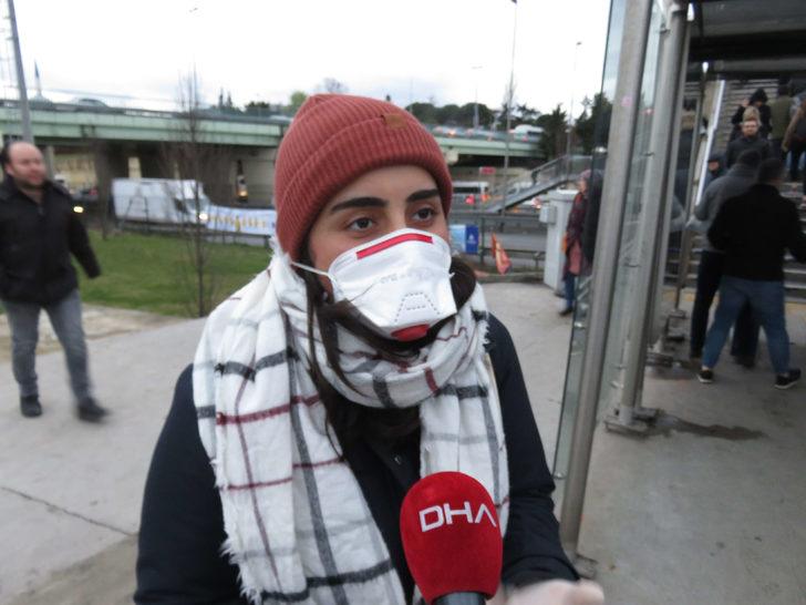 Toplu taşıma kullananlar koronavirüsten eldive ve maskelerle korunuyor G4