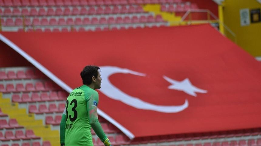 Kayserispor kalecisi Lung: &ldquo;Savaşmaya devam&rdquo;