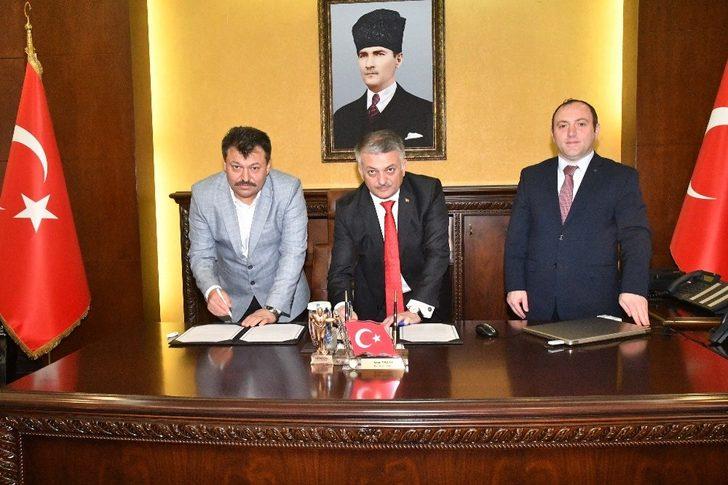 Hayırsever dernekten Göbül’e okul G1