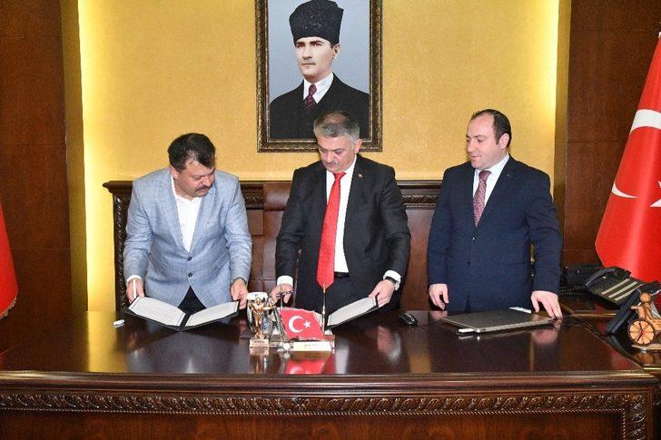 Hayırsever dernekten Göbül’e okul G3