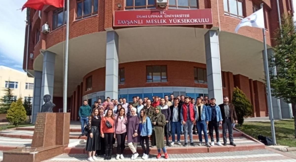 Tavşanlı MYO&rsquo;da &ldquo;Lisanslı Harita Kadastro M&uuml;hendislik B&uuml;roları&rdquo; adlı s&ouml;yleşisi