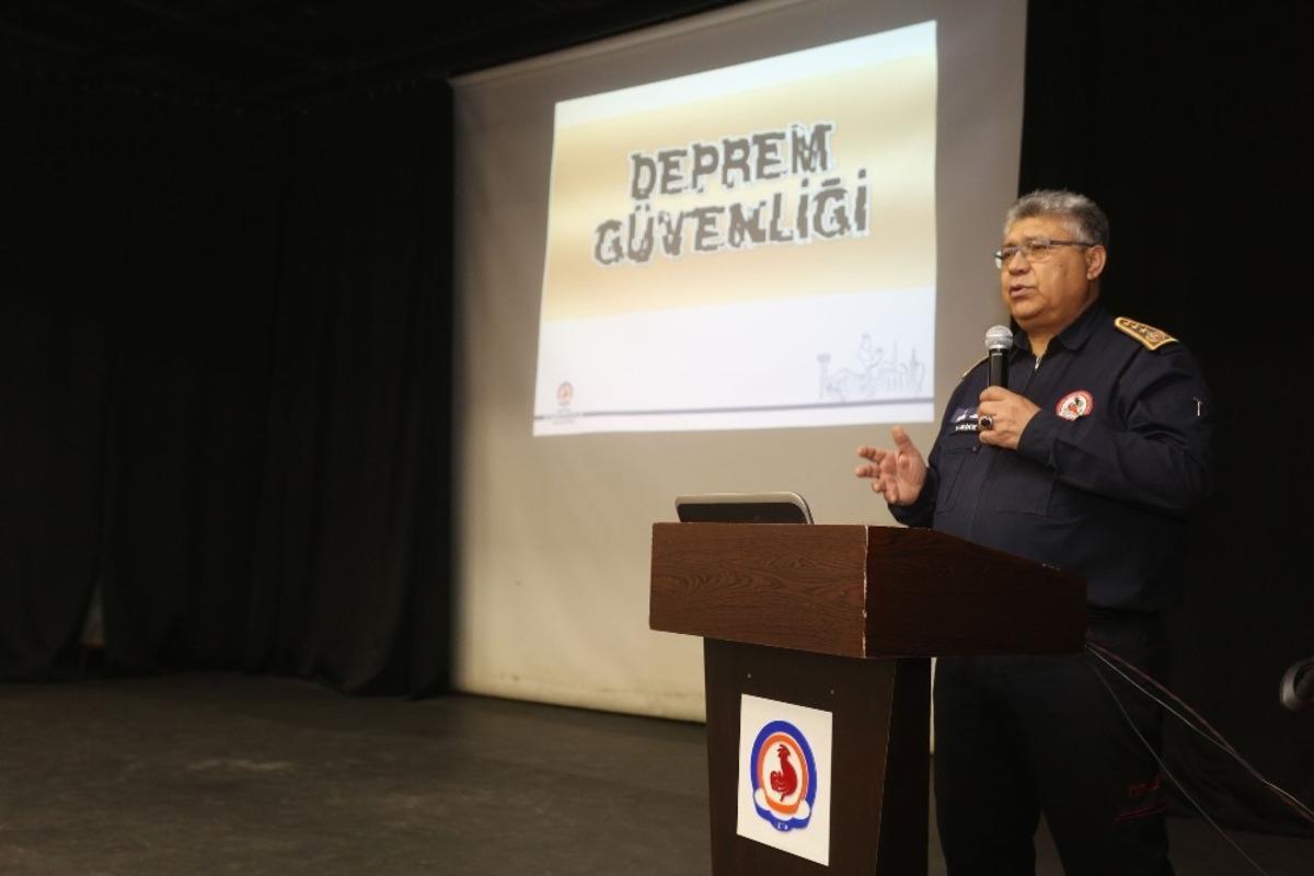 Denizli B&uuml;y&uuml;kşehir Belediyesi 2 bin 500 personele deprem eğitimi verdi
