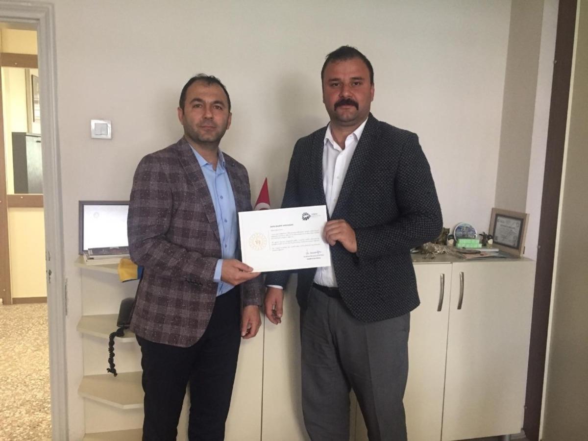 Bakan Kasapoğlu&rsquo;ndan Salihli&rsquo;deki spor kul&uuml;plerine teşekk&uuml;r