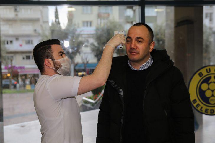 Buca Belediyesi'nde koronavirüsüne ateş ölçerli önlem G3