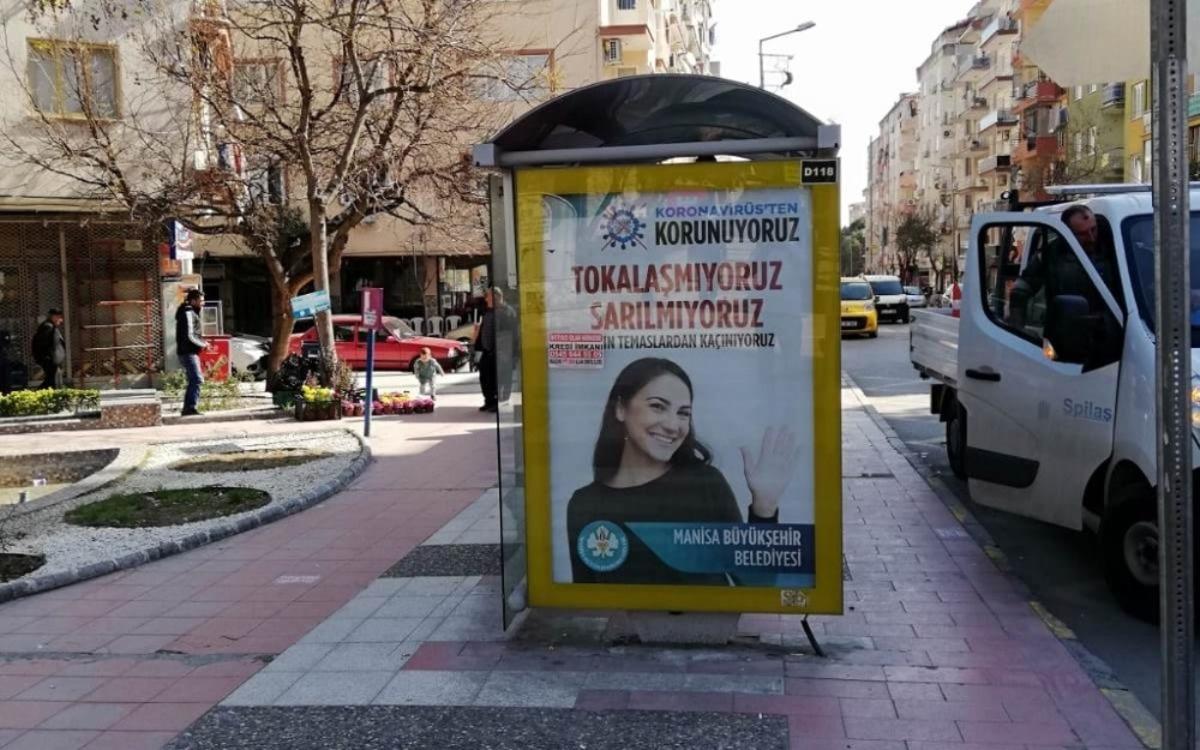Manisa&rsquo;nın her yeri korona vir&uuml;s bilgilendirmeleriyle donatıldı