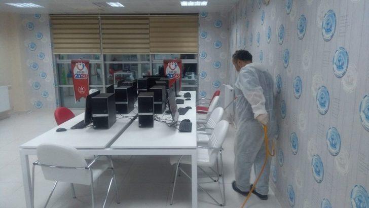 Sinop’taki yurtlar ve spor tesisleri dezenfekte ediliyor G1