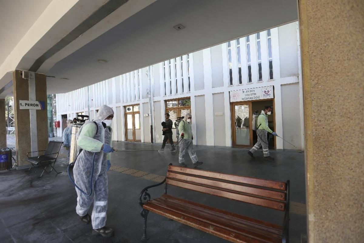 Efeler&rsquo;de vir&uuml;se karşı tam seferberlik