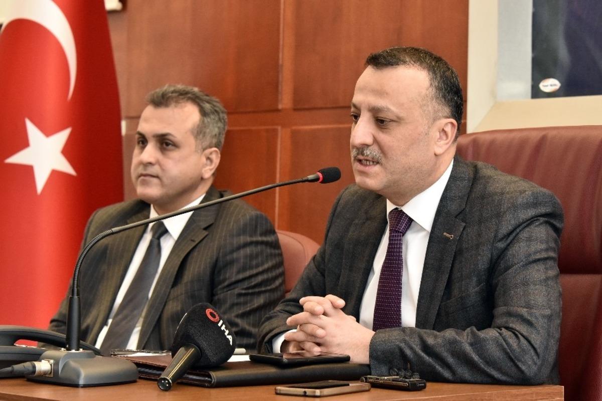 G&uuml;m&uuml;şhane&rsquo;de koronavir&uuml;s tedbirleri masaya yatırıldı