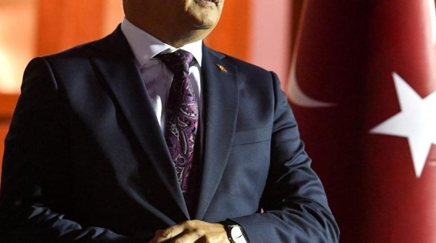 Vali Yazıcı&rsquo;dan &Ccedil;anakkale Deniz Zaferi&rsquo;nin 105 yıl mesajı