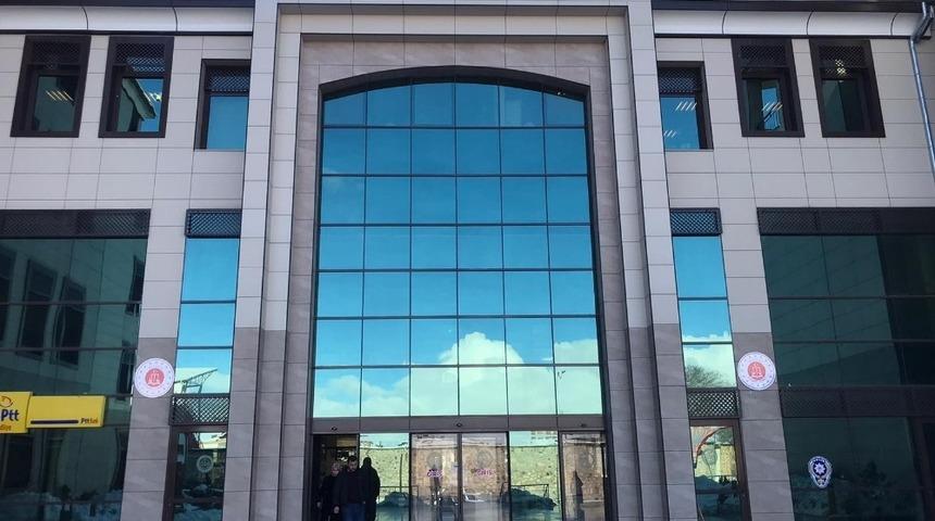 Nevşehir Adalet Sarayı&rsquo;na girişler kapatıldı