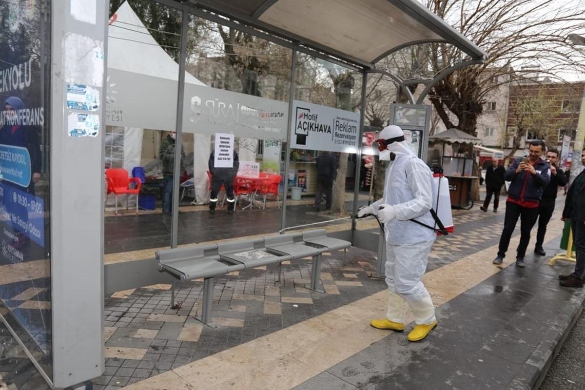 Adıyaman&rsquo;da dezenfekte &ccedil;alışmaları başladı