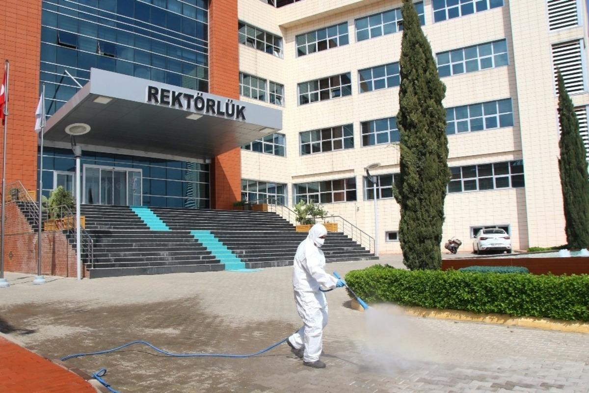 &Uuml;niversitede  dezenfekte &ccedil;alışmaları devam ediyor