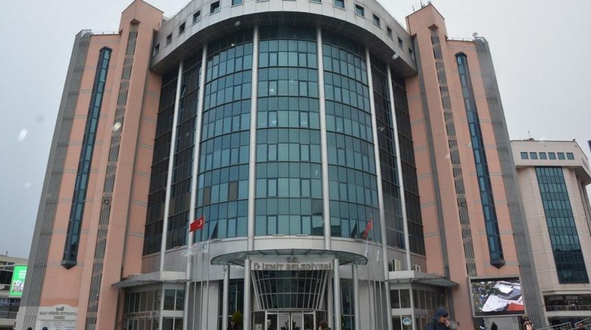 İzmit Belediyesi k&uuml;t&uuml;phane m&uuml;lakatına girmeye hak kazanan isimleri a&ccedil;ıkladı