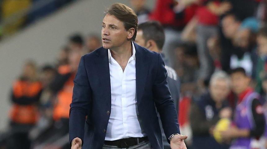 Tamer Tuna: Biliyoruz ki ligler yarın ertelenecek!