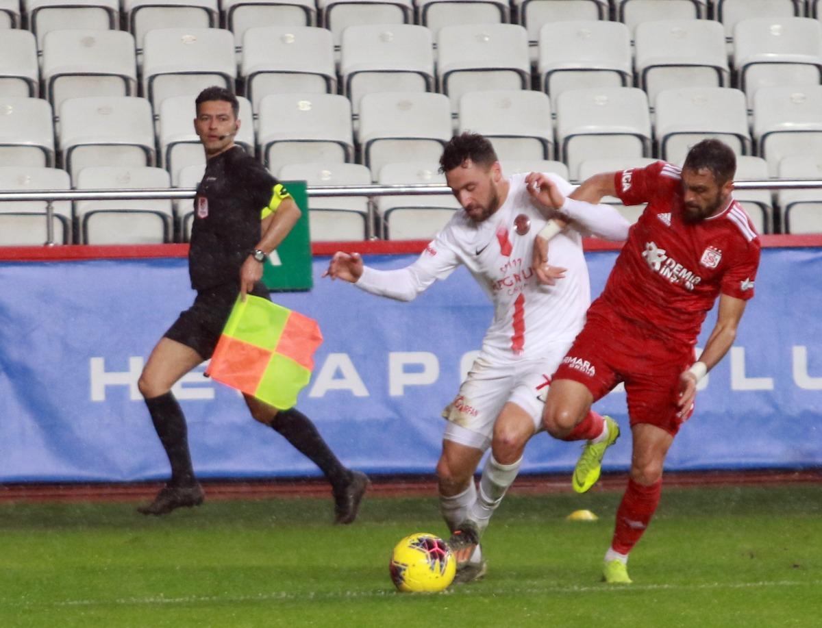 &Ouml;ZET | Antalyaspor - Sivasspor ma&ccedil; sonucu: 1-0