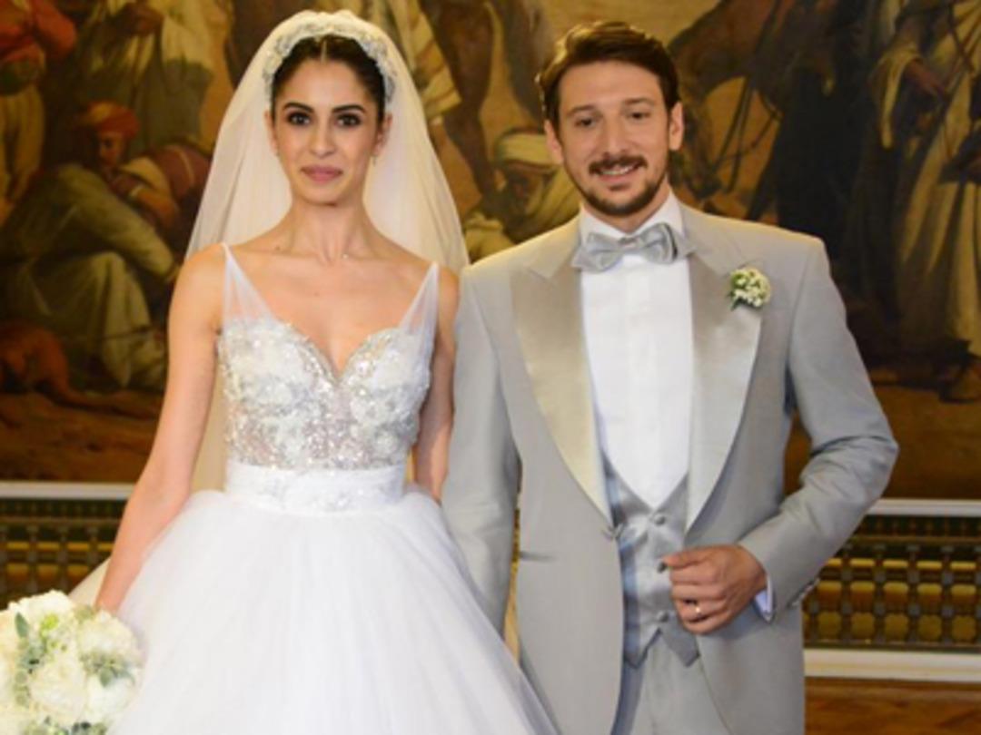 S&uuml;tyensiz Beren Saat