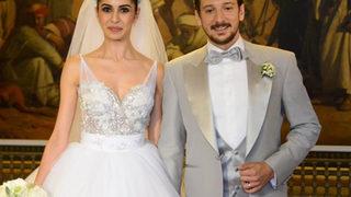 Sütyensiz Beren Saat