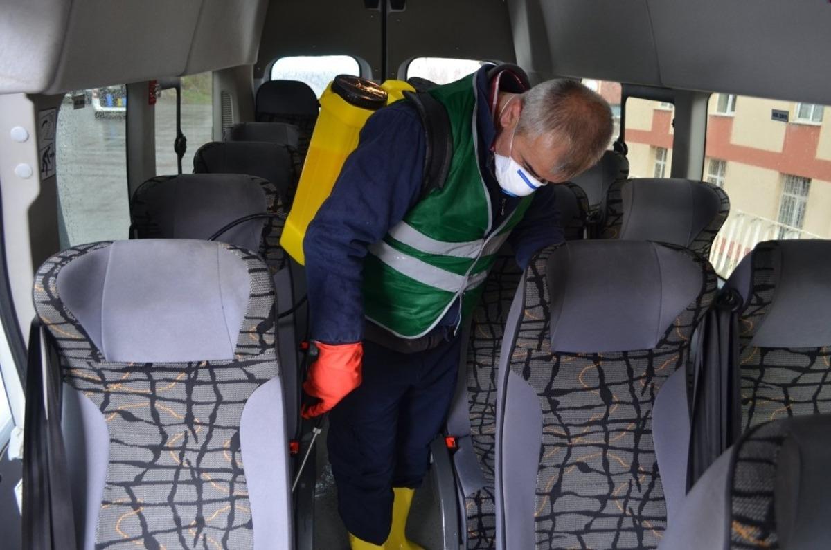 B&uuml;nyan&rsquo;da toplu taşıma ara&ccedil;ları dezenfekte edildi