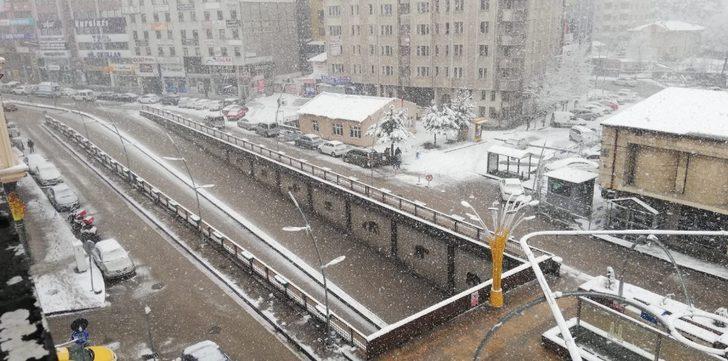 Erzurum’da Mart kapıdan baktırdı G2