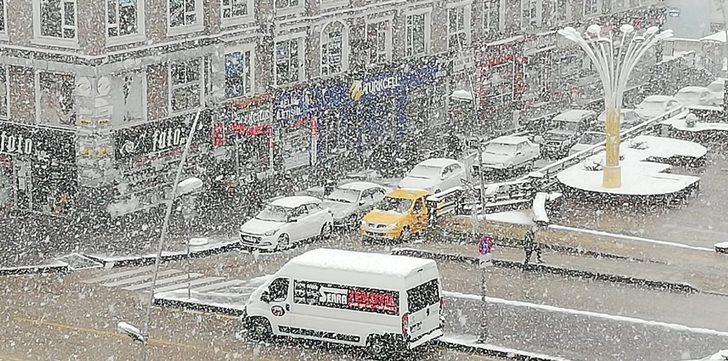 Erzurum’da Mart kapıdan baktırdı G3