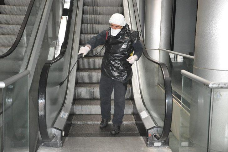 Yüksekova’da korona virüsüne karşı dezenfekte çalışması G1