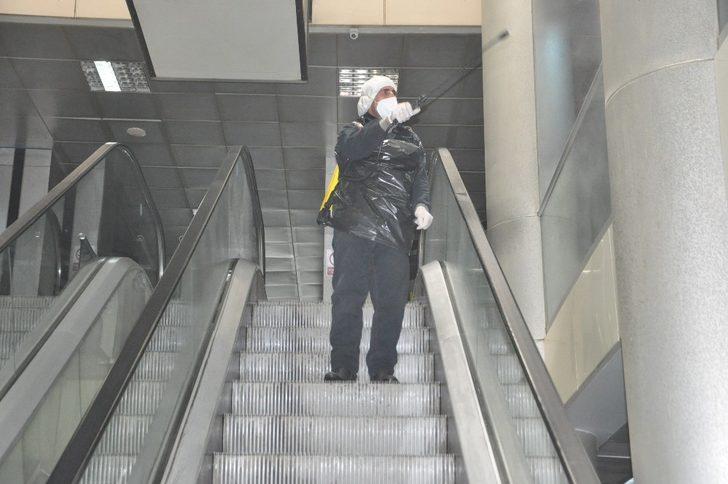 Yüksekova’da korona virüsüne karşı dezenfekte çalışması G4