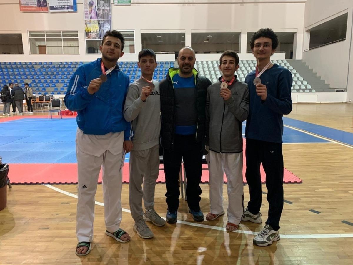 Aziziye Termalspor&rsquo;un tekvando başarısı