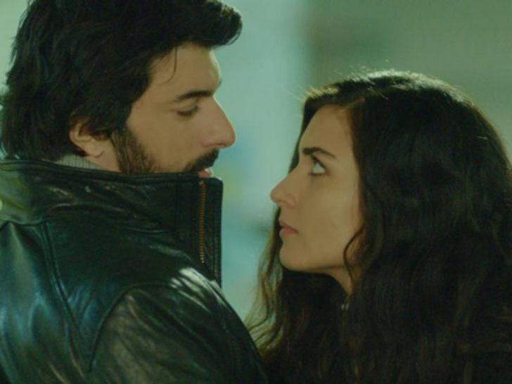 Tuba Büyüküstün aile şirketinden ayrıldı G4