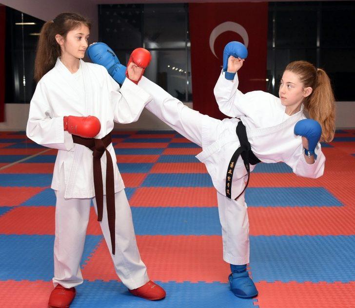 Aliağalı genç karatecilerden büyük başarı G3