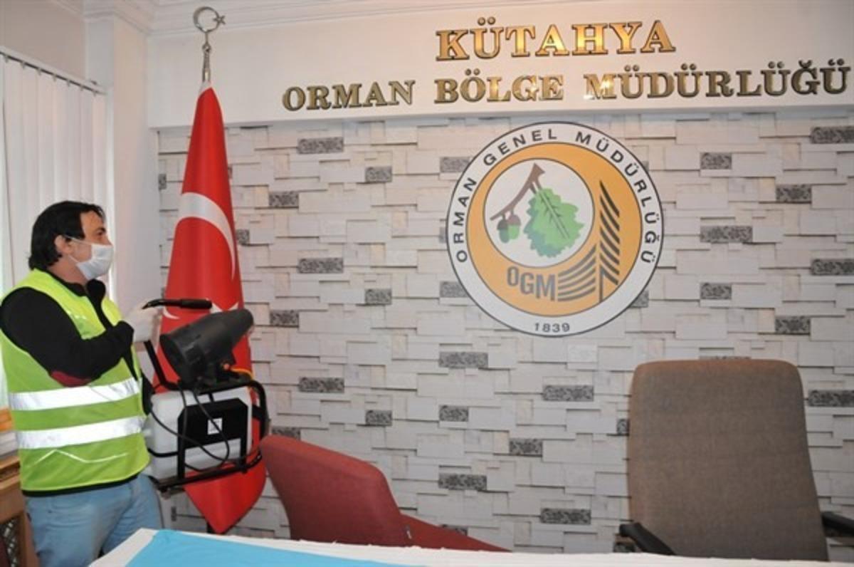 Orman B&ouml;lge M&uuml;d&uuml;rl&uuml;ğ&uuml;nde Korona vir&uuml;se karşı dezenfekte &ccedil;alışması