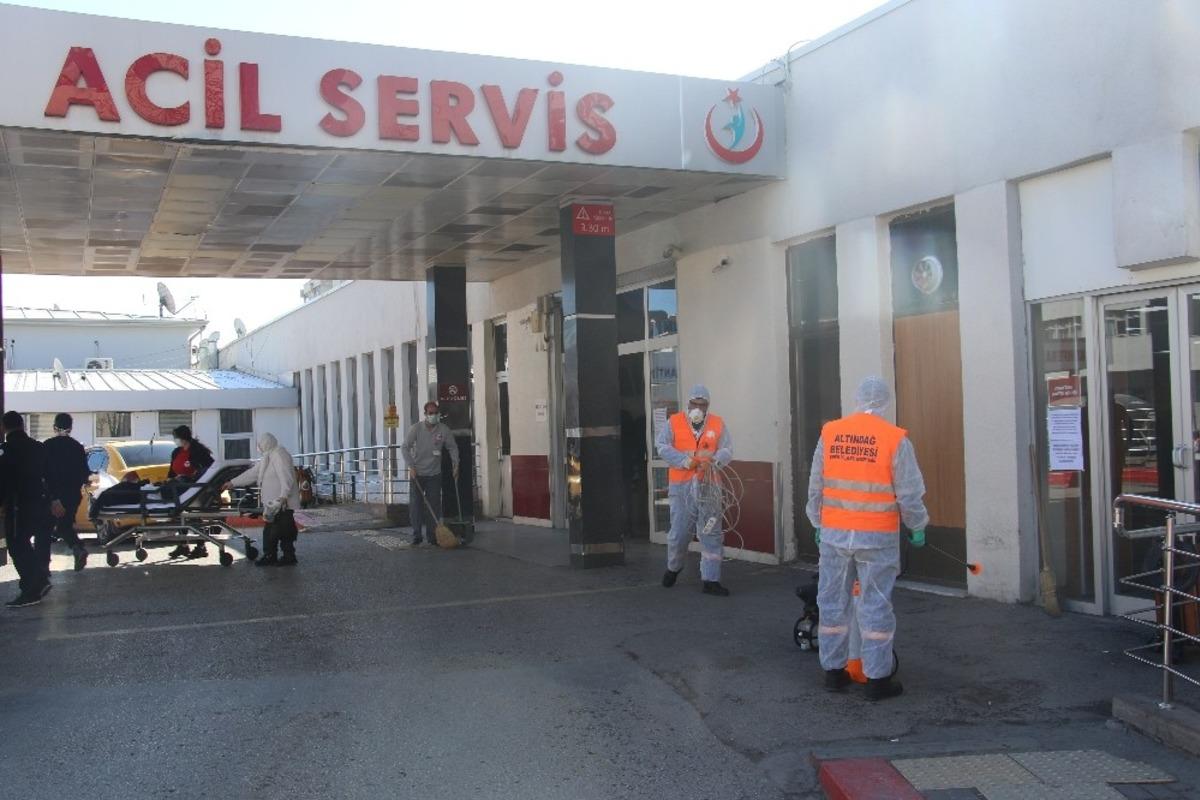 Dışkapı Yıldırım Beyazıt Eğitim ve Araştırma Hastanesi&rsquo;nde dezenfeksiyon işlemi