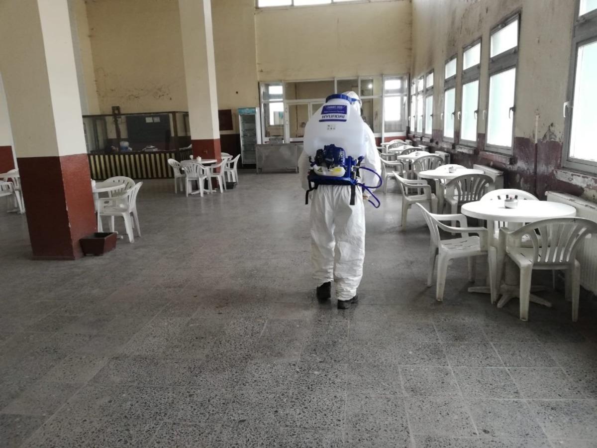 Kars&rsquo;ta dezenfekte &ccedil;alışmaları s&uuml;r&uuml;yor
