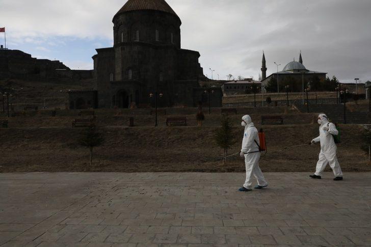 Kars’ta dezenfekte çalışmaları sürüyor G4