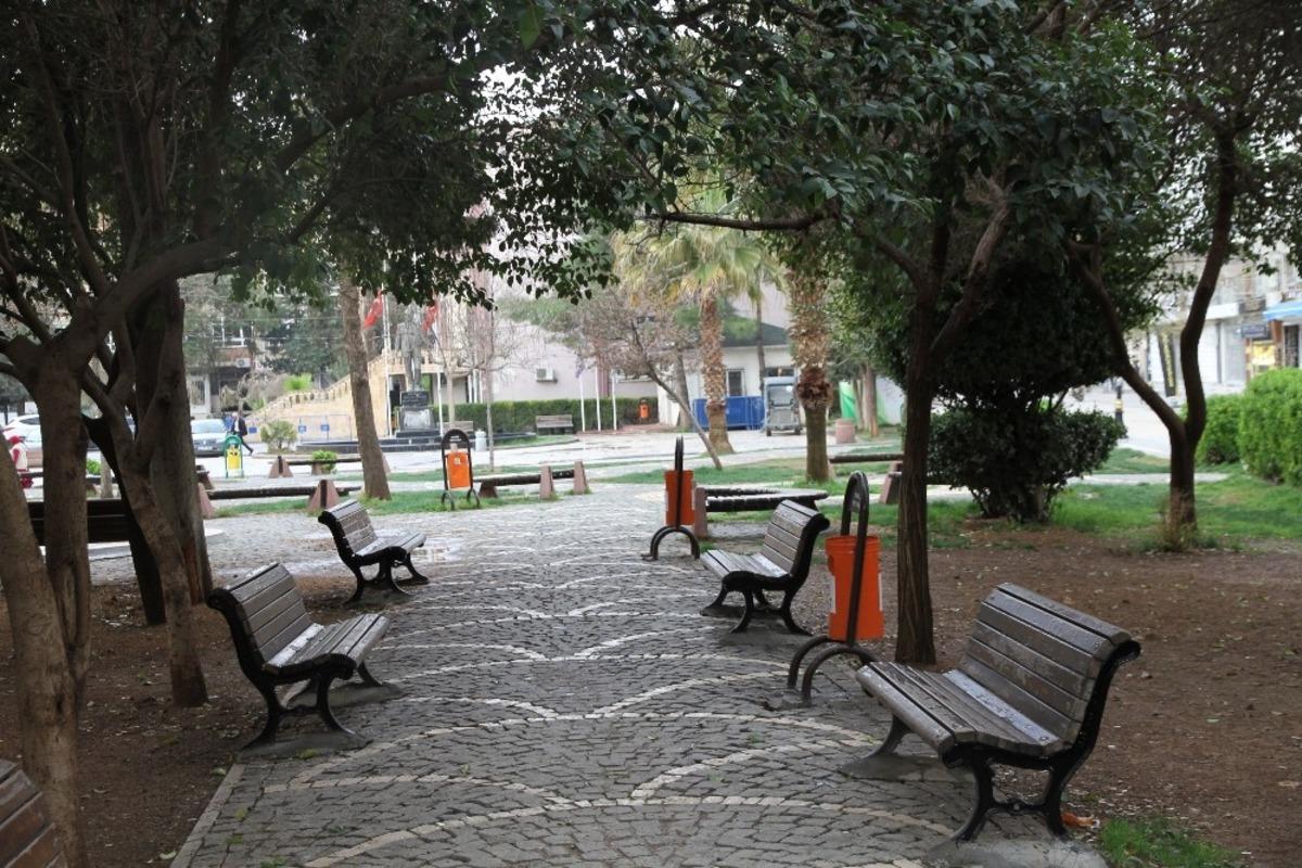 43 ilden daha b&uuml;y&uuml;k olan il&ccedil;e, korona vir&uuml;s&uuml; sebebiyle sessizliğe b&uuml;r&uuml;nd&uuml;