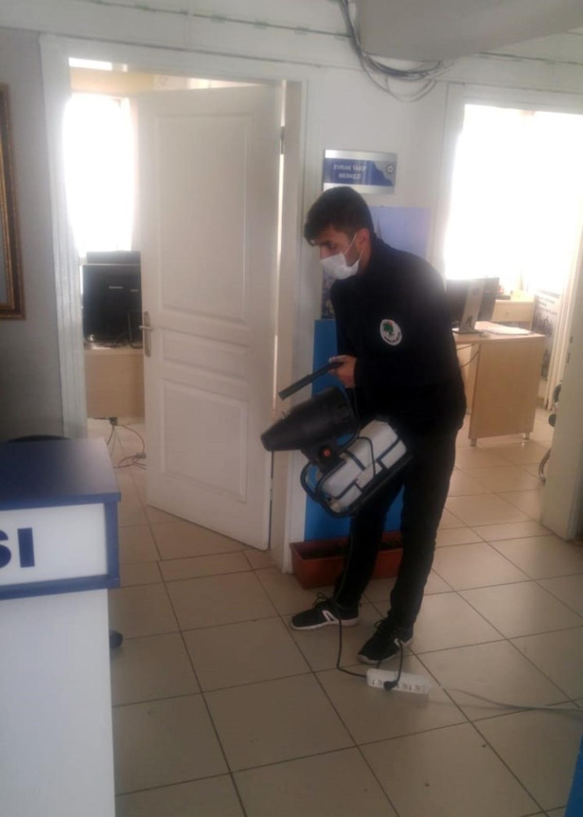 Ankara&rsquo;da karakollar ve polis noktaları dezenfekte ediliyor